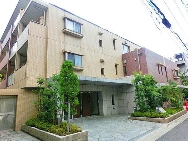 メゾンカルム西新宿